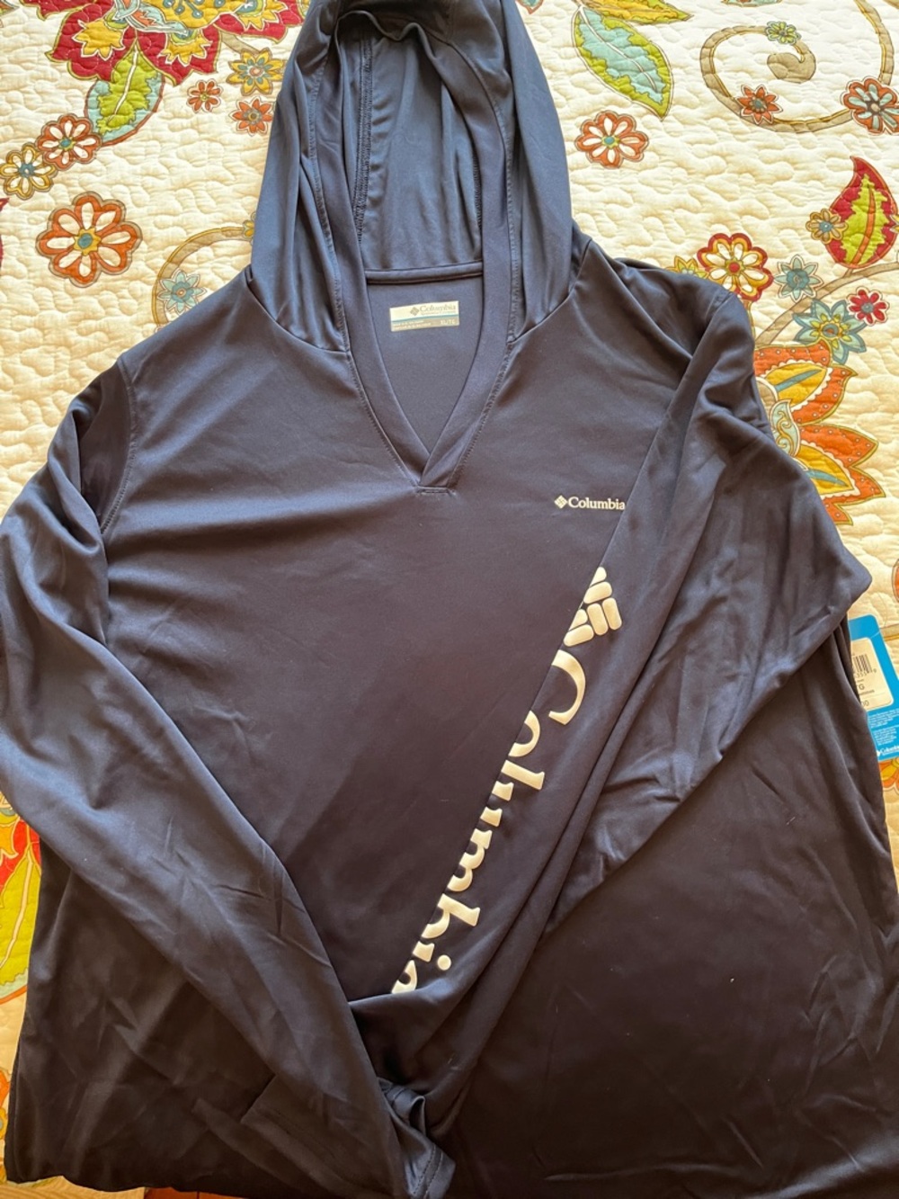 NWT Columbia Rapid Creek v-neck hoodie in xl
